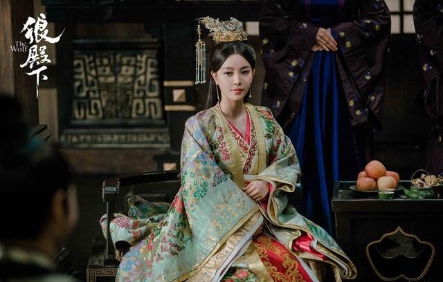 《狼殿下》10位男神女神!辛芷蕾美度不输李沁,肖战造型一样帅炸