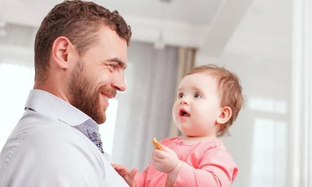 好爸爸的故事:阿青为了救好爸爸,偷取了赵二爷手中的机密文件?