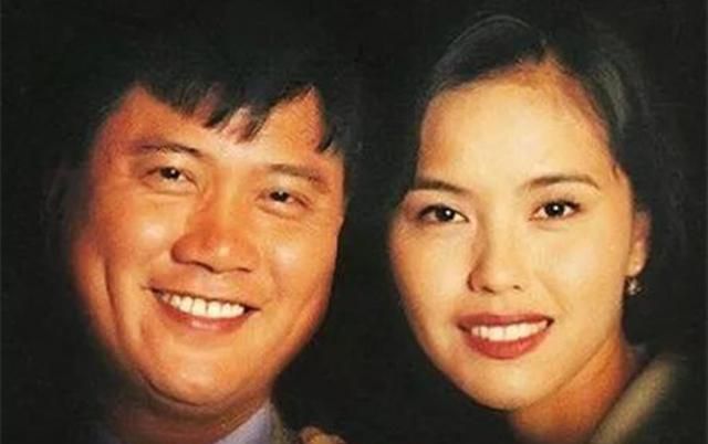 新加坡一姐郑惠玉53岁生日,郭妃丽到场庆祝,两人保养得宜状态好
