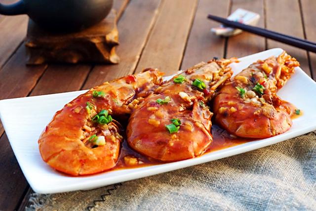 学会泰式甜辣虾,在家也能吃到泰国美食,甜辣开胃|虾|泰式|甜辣酱_新浪