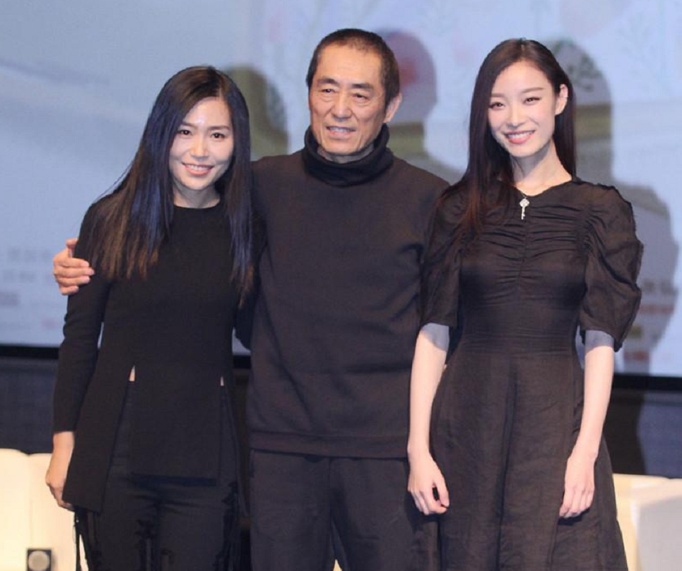 6|张末|张艺谋|女儿_新浪新闻