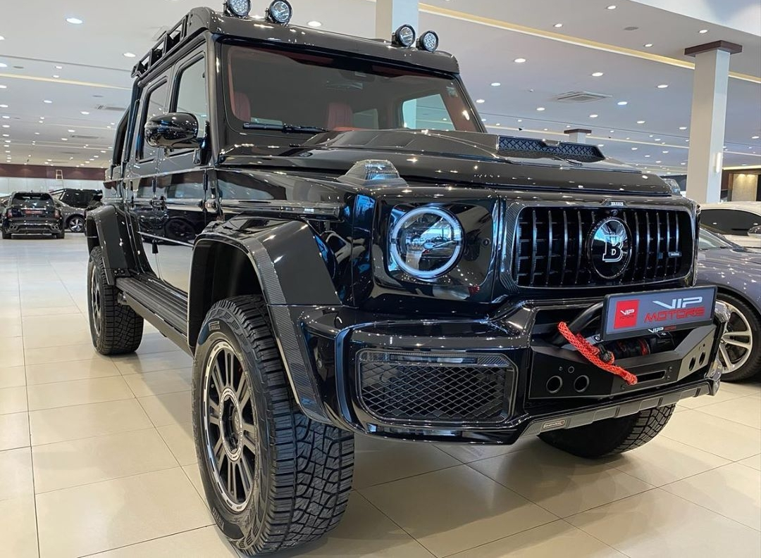 马力近800匹,巴博斯版奔驰g级皮卡实车,自带绞盘和探照灯