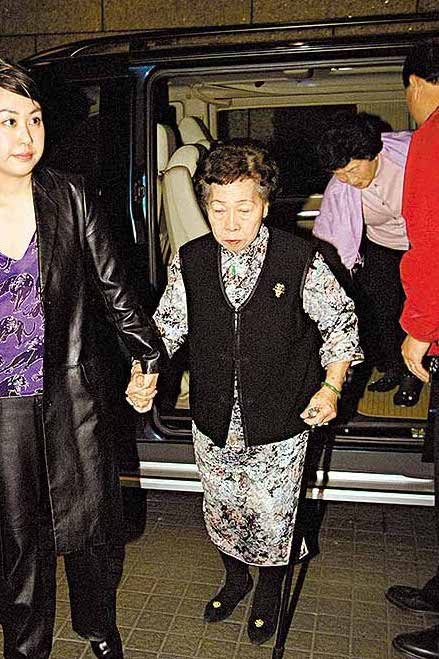 林余宝珠:女工到豪门阔太她成宫斗女王,维护儿媳她成最酷婆婆|林百欣