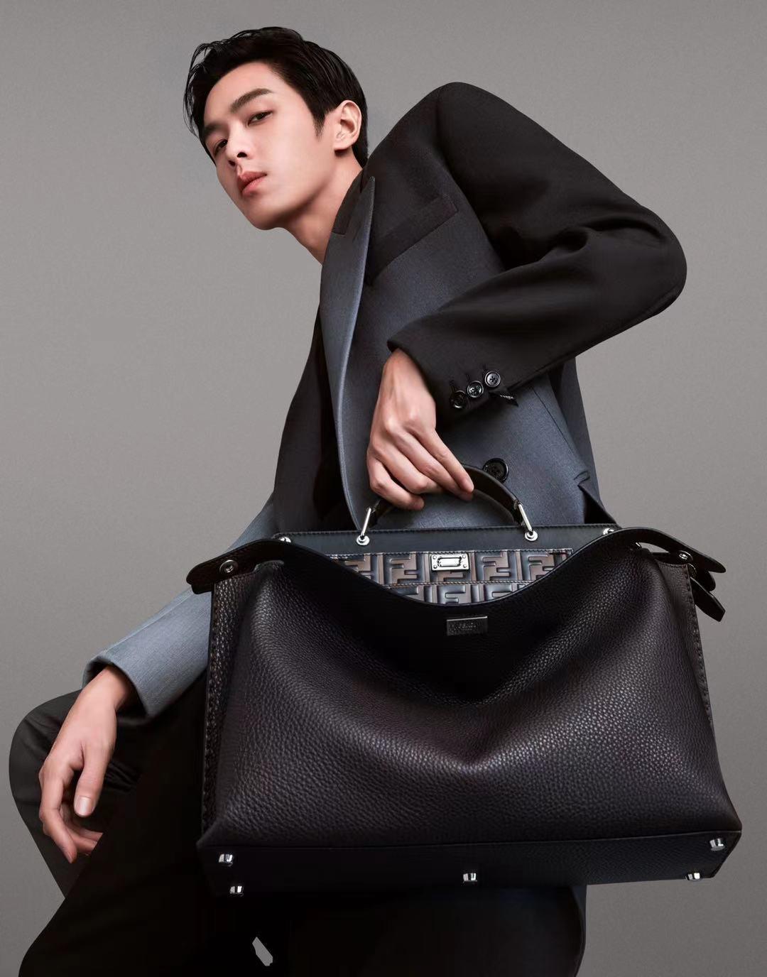 fendi品牌正式官宣张若昀为首位皮具代言人
