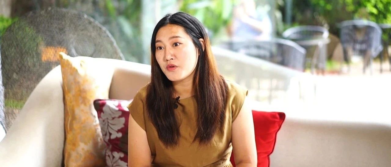 c女王专访·黄娅 | 后悔的事:给有新生儿黄疸的女儿喂茵栀黄