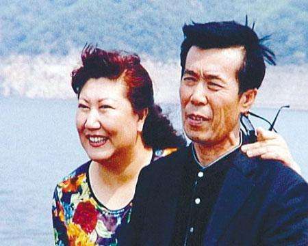 何庆魁妻子曾深受高秀敏恩惠,却在她死后爆出丑闻,让其名誉扫地