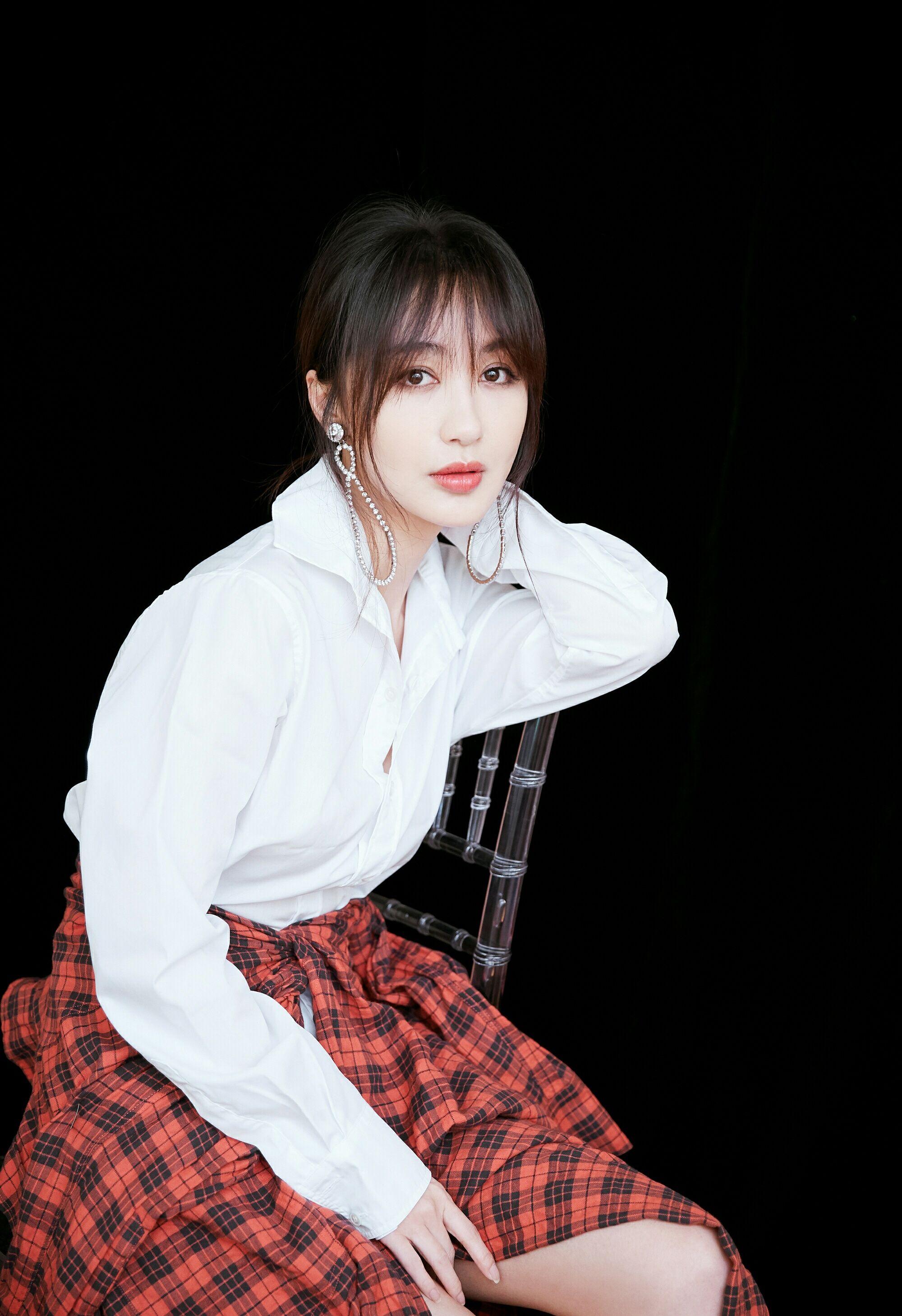 黄晓明夫妇联手"狙击",34岁的李菲儿一直在被妖魔化|李菲儿|乘风破浪