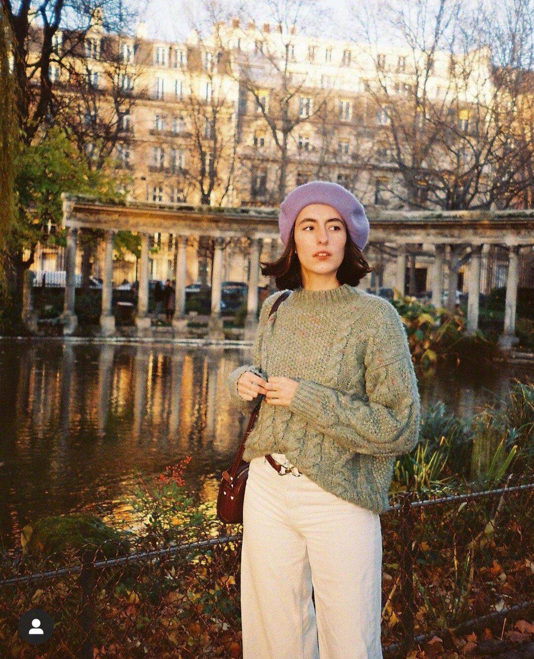法国女生,色彩明媚的法式复古风穿搭指南