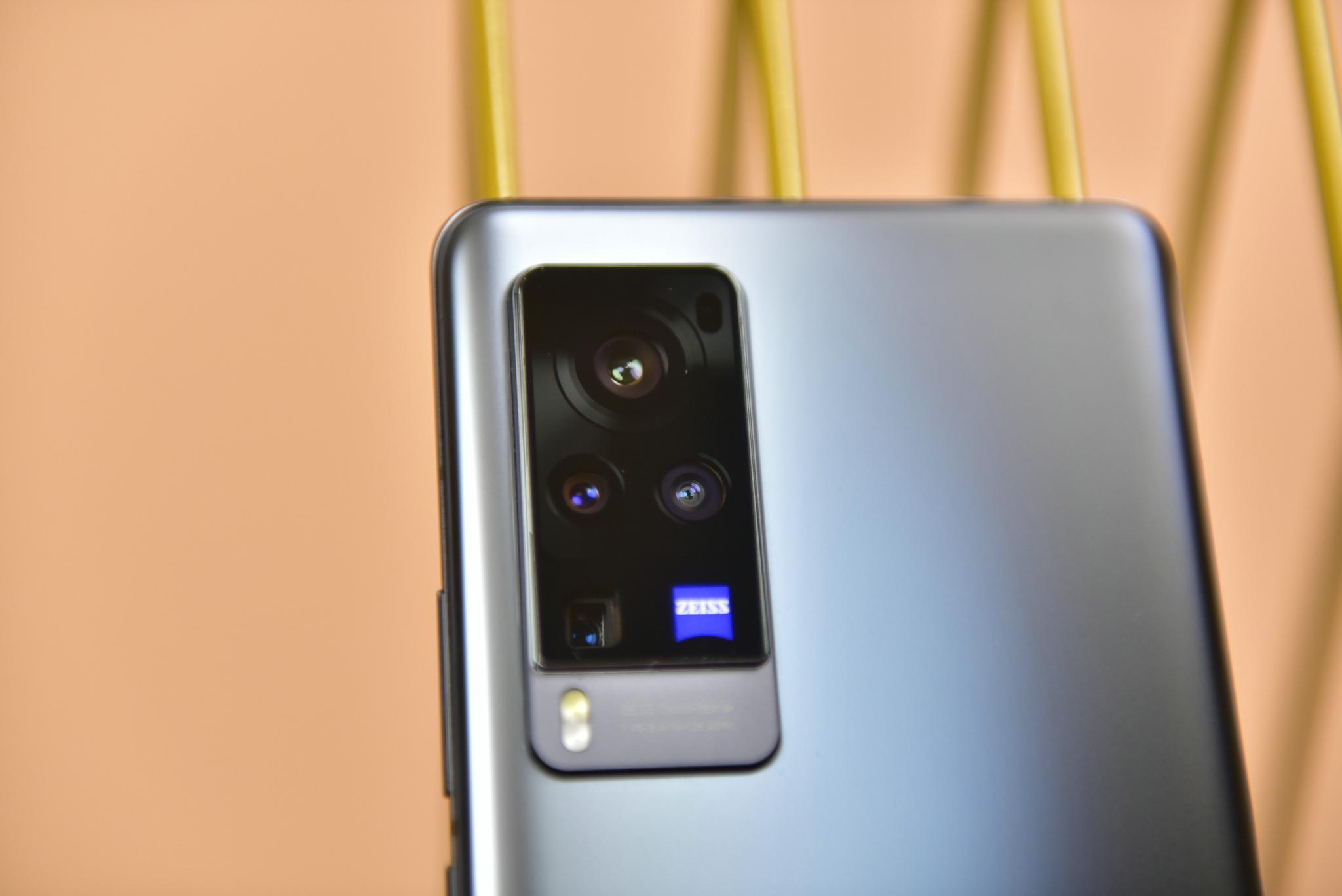 激动吗?vivo X60斩获网销双冠军!还能看到大表姐刘雯!