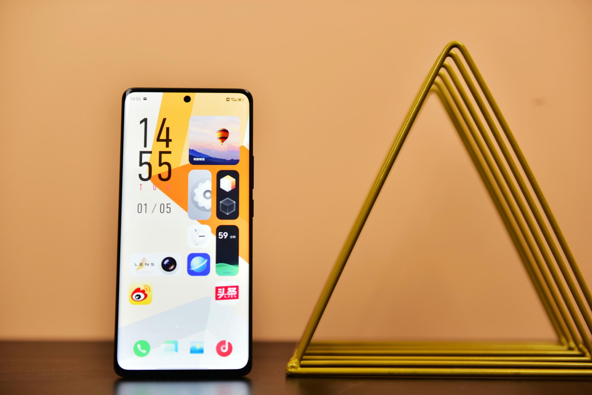 激动吗?vivo X60斩获网销双冠军!还能看到大表姐刘雯!