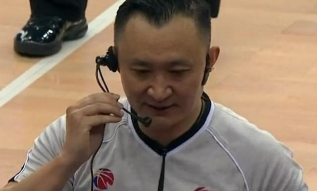 专职裁判被下发二级联赛,这是要对cba裁判动手吗|cba|裁判|闫军_新浪