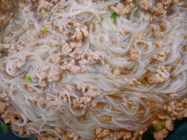 肉末炖粉丝,简配版的蚂蚁上树