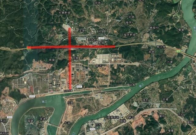 合兴路-民族大道延长线立交在离市区比较远,位于五合一带,南宁师范