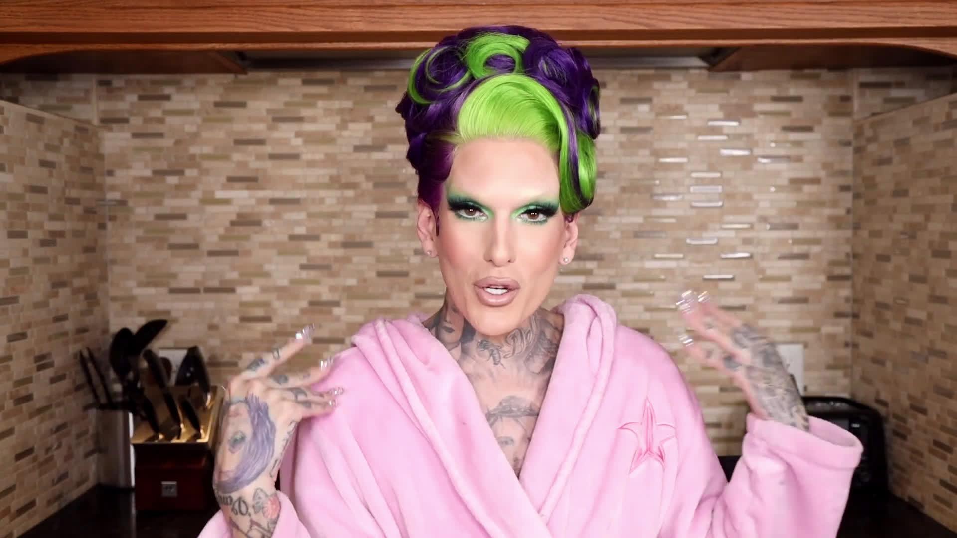 j姐jeffree star亲自下场否认与侃爷kanye west恋情!