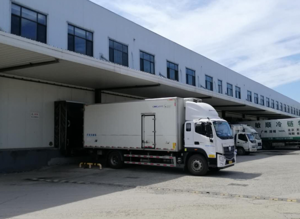 目前,中国冷链物流市场发展如火如荼,很多司机师傅却面临着如何入行