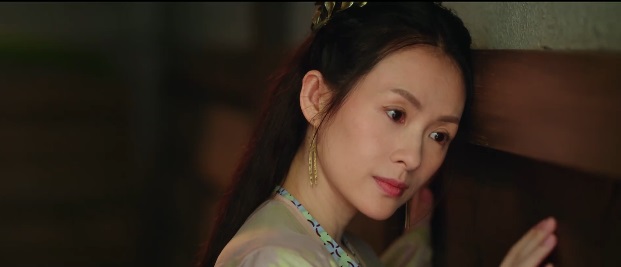 到了《十面埋伏》的小妹,打斗戏时让人想起《卧虎藏龙》里的玉娇龙