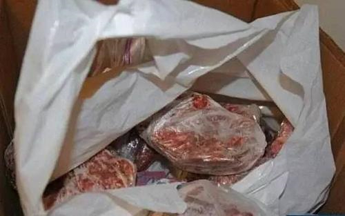 他杀害17名小孩,警方却没找到尸体,凶手冷笑:早就做成腌肉卖了