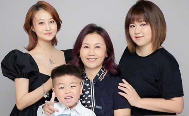 我们生者就不要多加揣测了,值得一提的是,孙侨潞还有一个亲姐名叫孙蕊