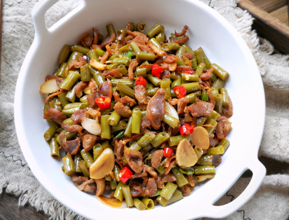 做对了,鸡胗又香又脆好吃,还无腥味|鸡胗|炒鸡胗|酸豆角_新浪新闻