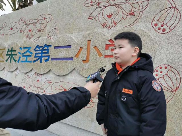 上海9岁男孩教科书式救火，“像个男子汉了”，如何养育优秀男孩休闲区蓝鸢梦想 - Www.slyday.coM