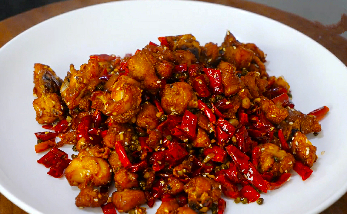 教你2个技巧,用料简单香味足|辣子鸡|鸡丁|饭店_新浪新闻