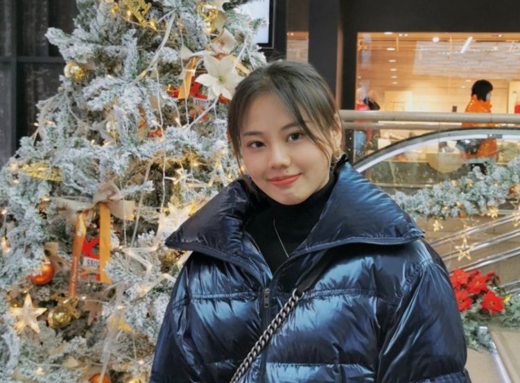 女大十八变!女排奥运冠军龚翔宇晒街拍美照,清纯可人美出新高度