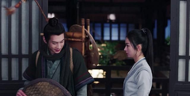 《有翡》应何从戏份不多,与殷沛很像,但结局比他