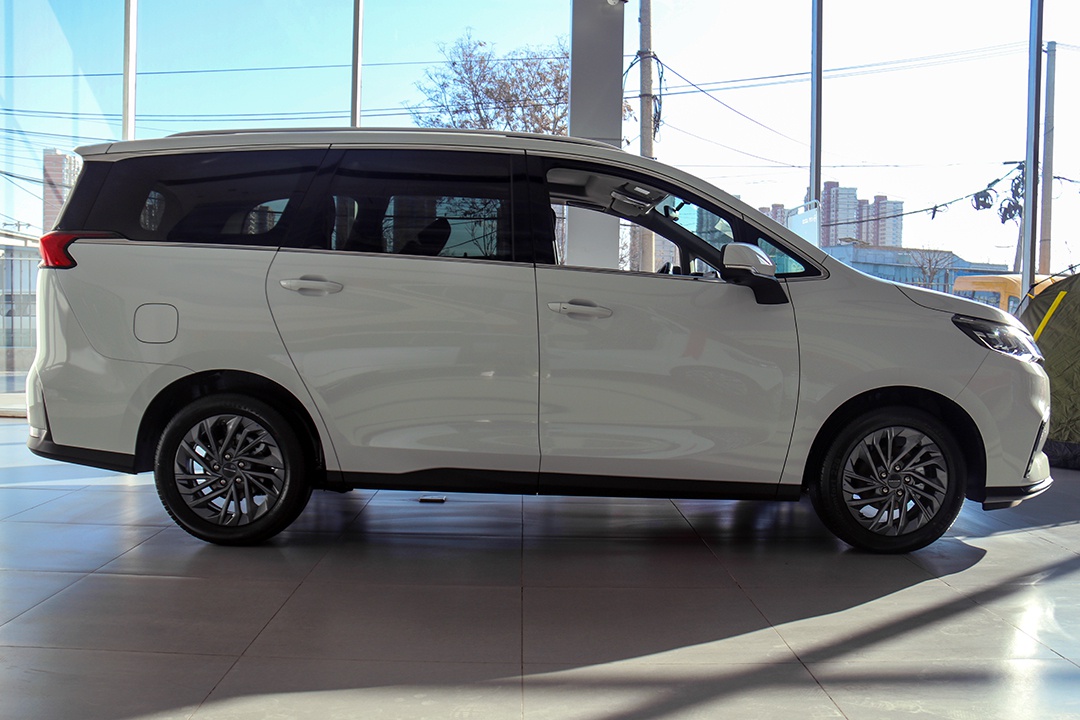 蜘蛛智选/斑马智行加持 实拍体验2021款上汽大通maxus g50