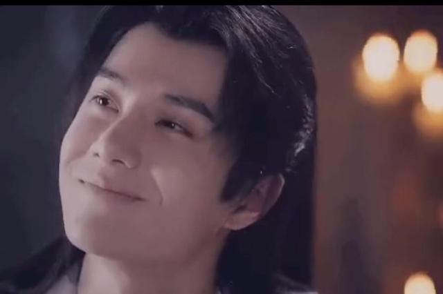 《有翡》:明明这么苦了,他却还能温柔笑待人世|王麟|有翡|白骨_新浪