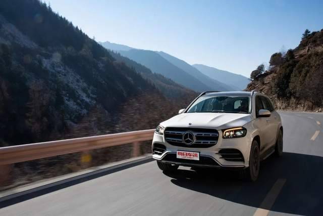 我的岁末狂欢500公里深度试驾奔驰gls