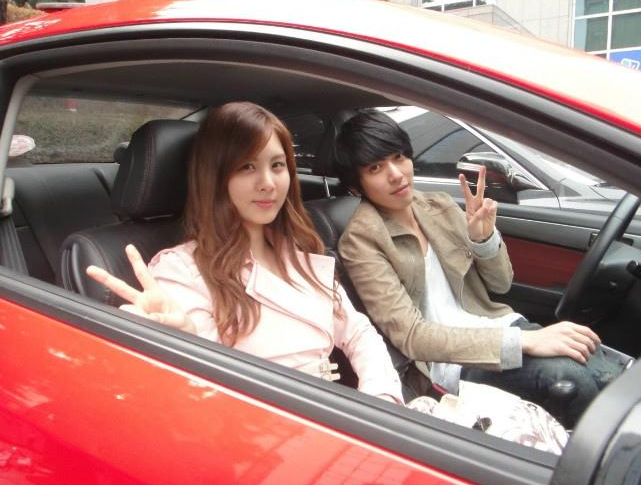 嗑到真cp了郑容和公开发文表白徐贤d社未曝光者疑为红薯夫妇