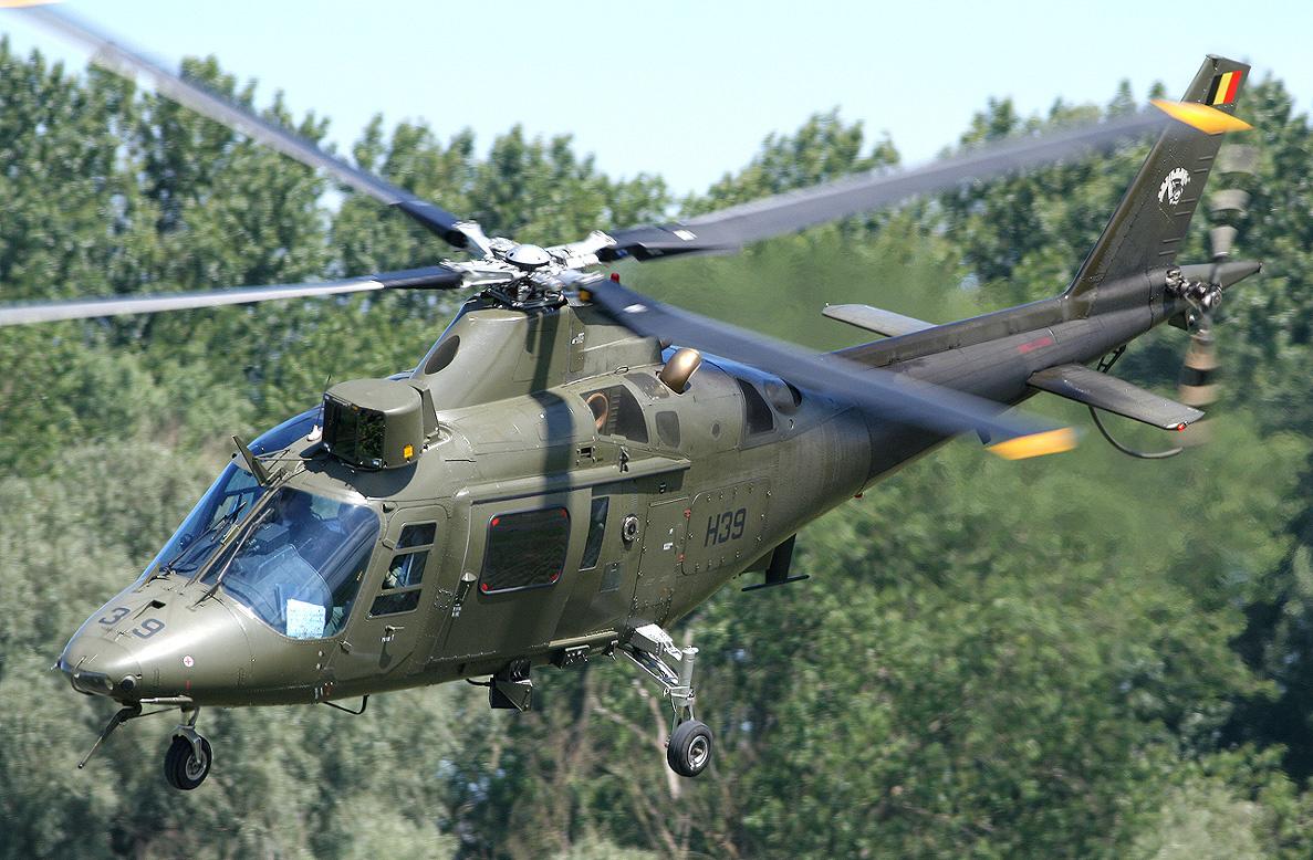 黑豹直升机到底哪好?全机结构采用复合材料,能外吊1600千克物资