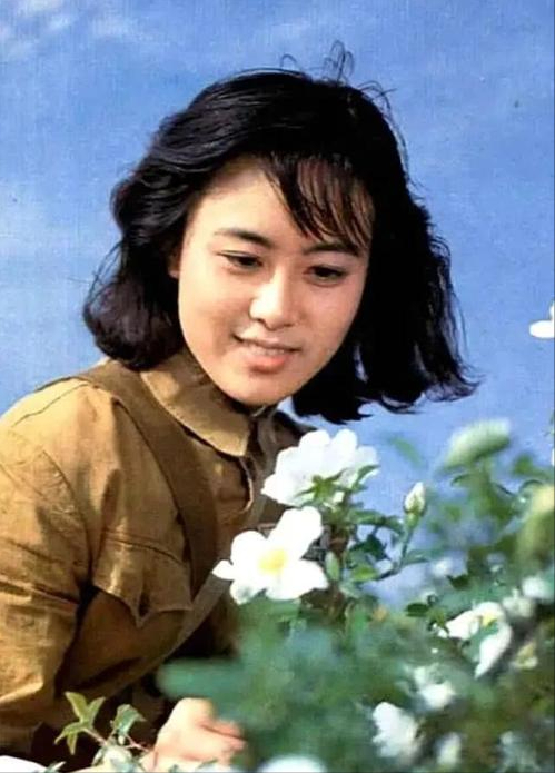 吴玉芳流金岁月中蒋南孙妈妈年轻时太漂亮嫁世界冠军