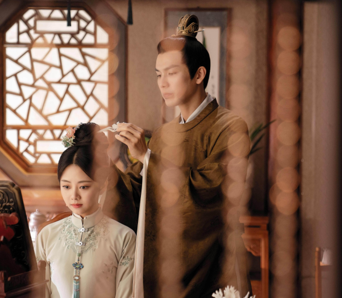 《锦心似玉》再晒剧照,男女主角cp感太强,吻戏也太甜了吧