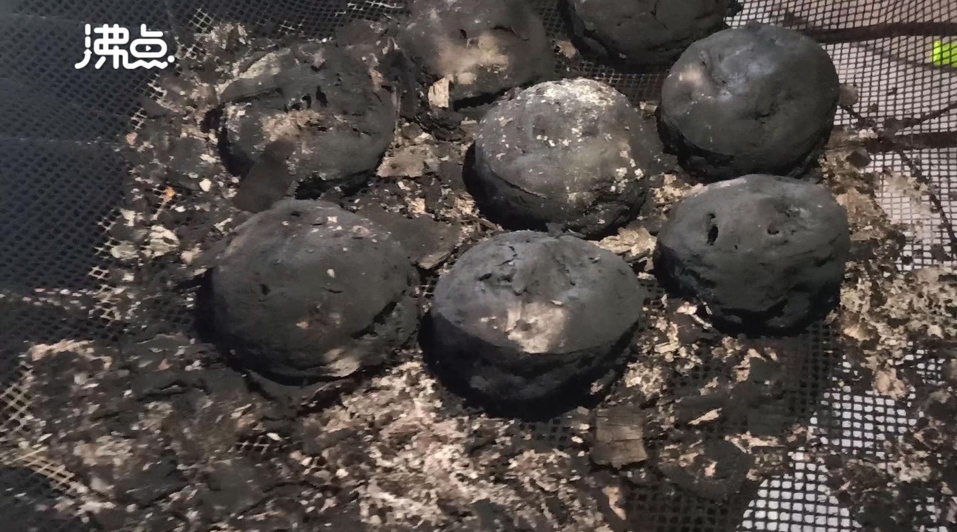 贵州市民车库熏腊肉 因火力太旺盛致1000多元肉变成灰