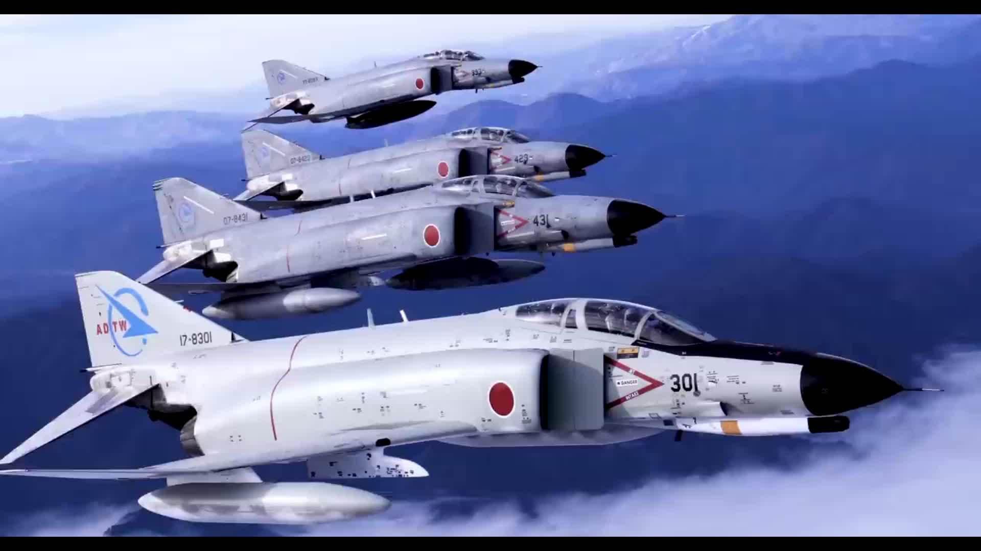 日本f4"鬼怪"战机. 去年12月日本宣布剩下的f4全部停飞