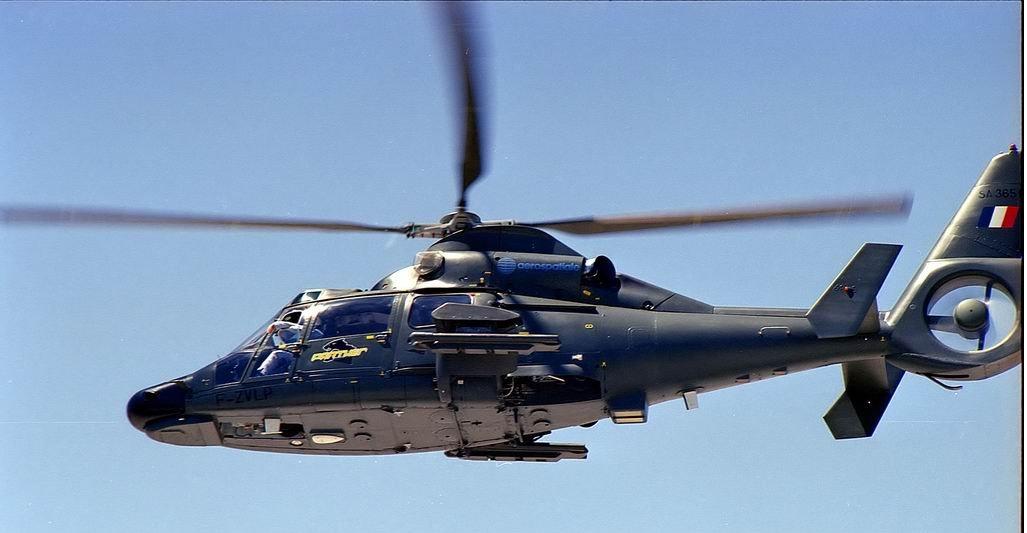 黑豹直升机到底哪好?全机结构采用复合材料,能外吊1600千克物资