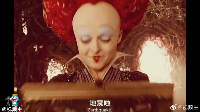 《爱丽丝梦游仙境》红皇后小时候特有爱心……_新浪新闻
