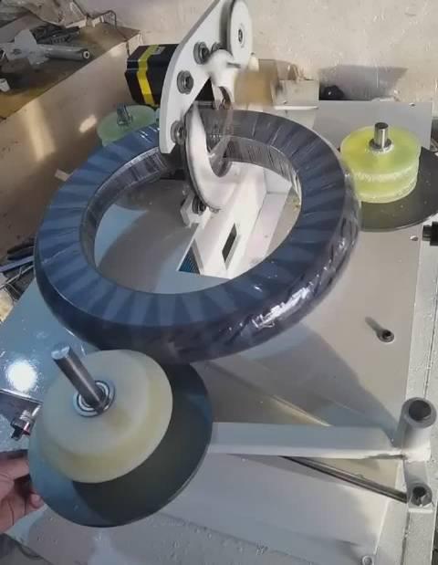 自动缠绕包装机