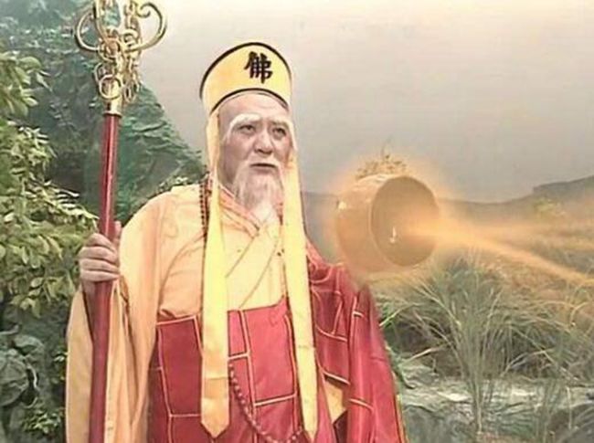 白素贞不知为啥法海放着那么多妖不捉偏盯着她和官人至今才懂