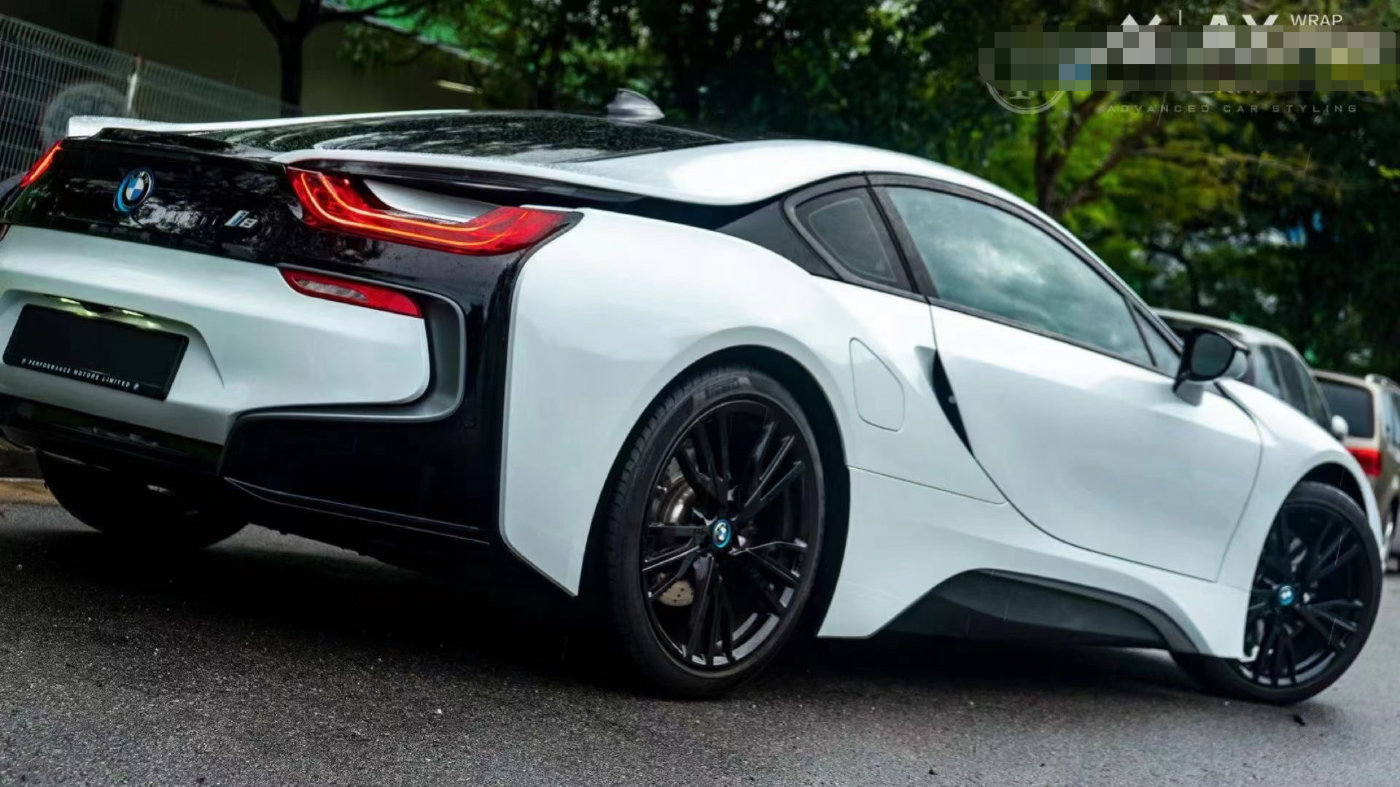 宝马i8改色珠光白 这个"三缸"车真的不一般