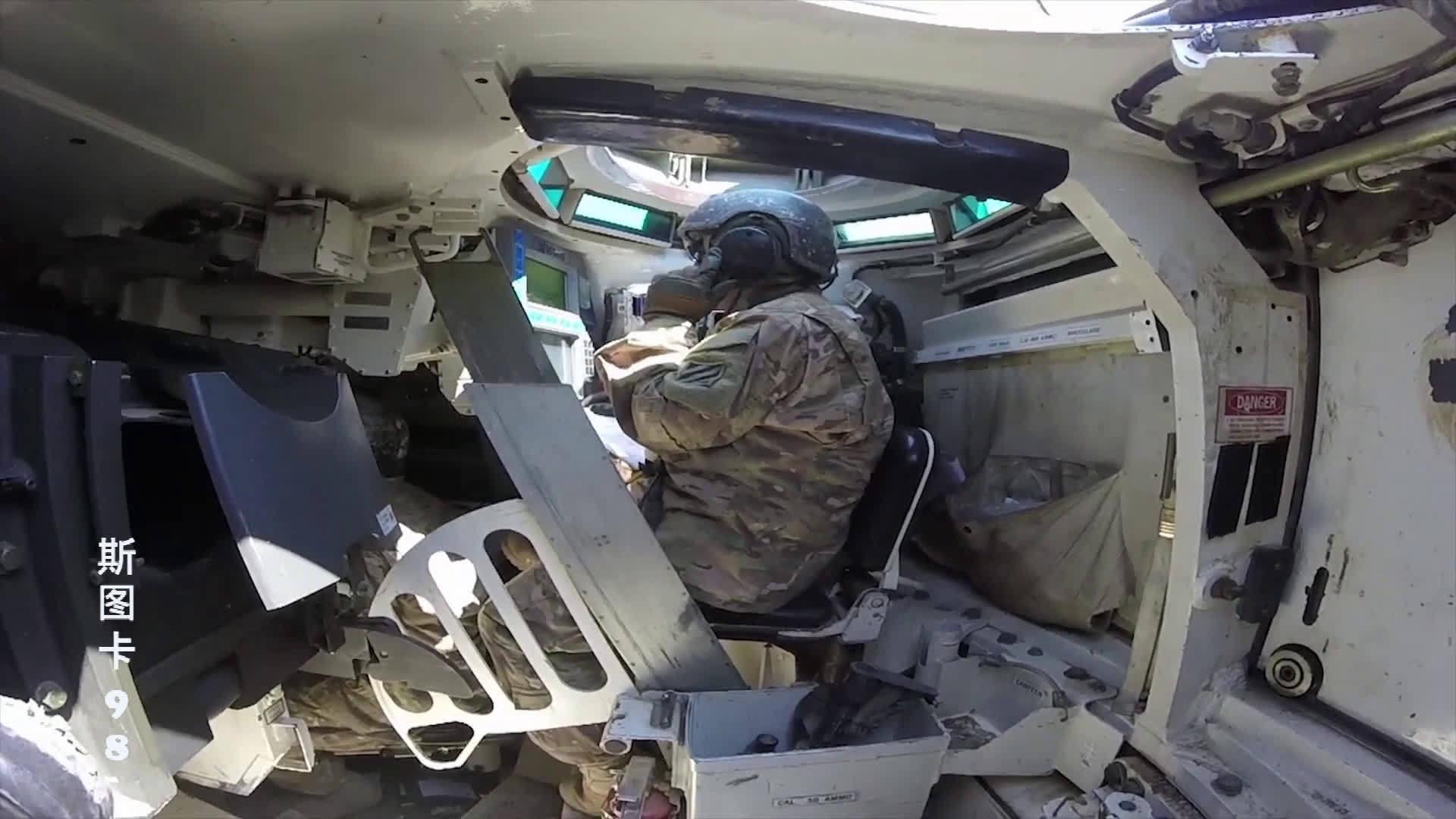 m1a2艾布拉姆斯坦克内部操作