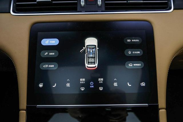 家里人口多,预算35万买mpv还是suv,先看看理想one-新浪汽车