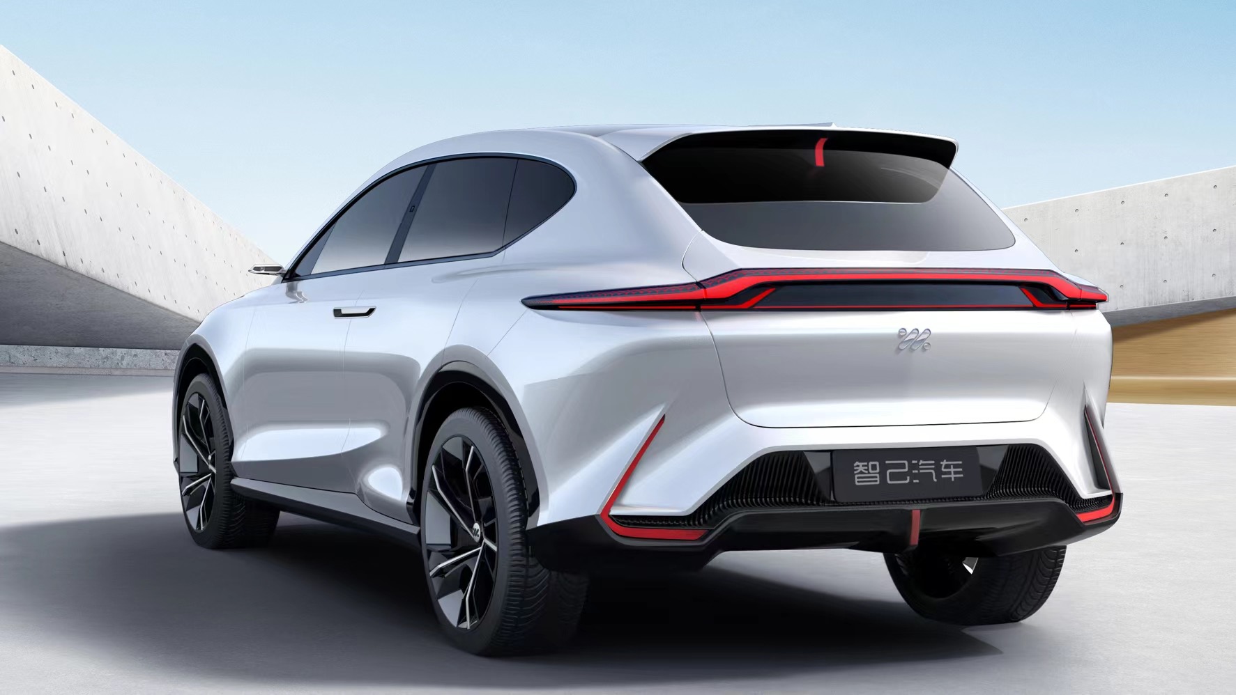 仅从设计来看,智己并未有多少自身亮点,还是传统的