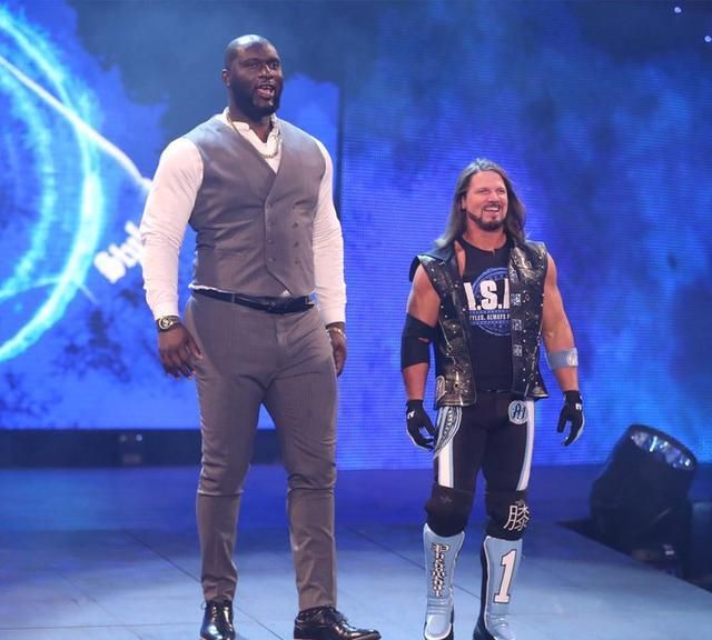 wwe奥莫斯擂台首秀的五位潜在对手曝光现象大师得票数最高