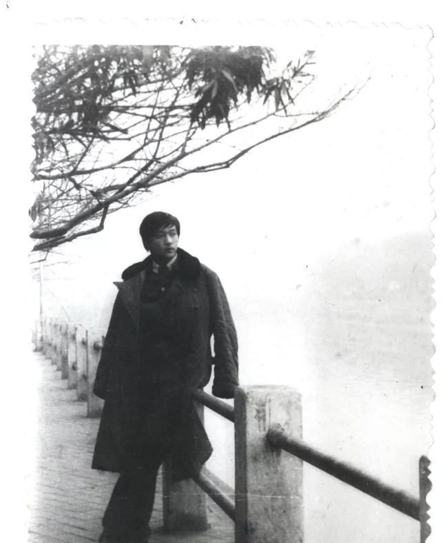 他初中毕业差一分考上清华,20年后却成为色弱的战斗机总设计师休闲区蓝鸢梦想 - Www.slyday.coM 他初中毕业差一分考上清华,20年后却成为色弱的战斗机总设计师休闲区蓝鸢梦想 - Www.slyday.coM