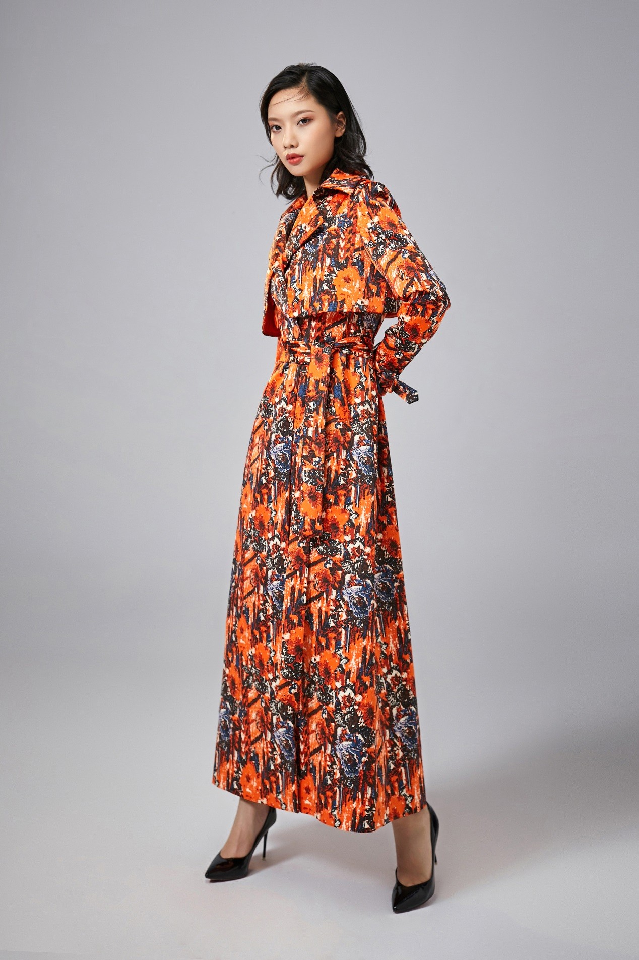 新年换新衣,来罗拉密码女装更新衣橱,装点一整年的美丽