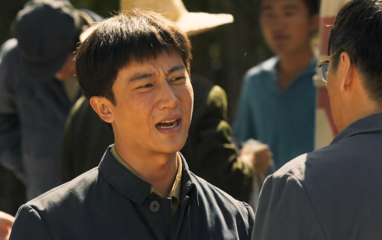 《山海情》首播,黄轩张嘉益演父子毫无违和感,收视却没能有突破