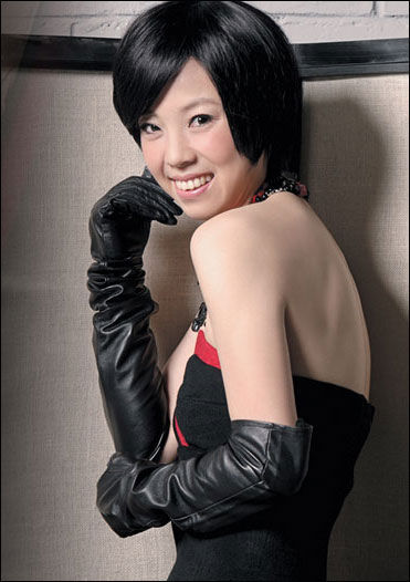 乒坛王者张怡宁,早期写真照曝光,与"大魔王"形象不符!