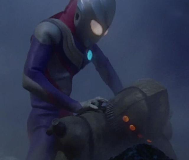 迪迦奥特曼迪迦用过的致命一击曾让三只怪兽感受到另类的刺激